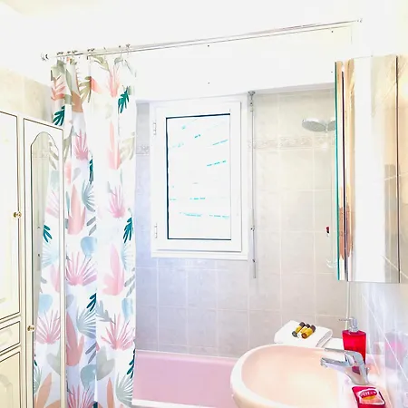 Apartment A 300 M De La Plage