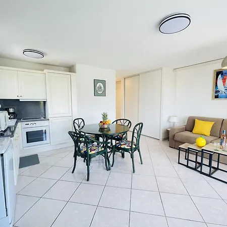 Apartment A 300 M De La Plage *